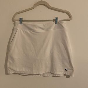Nike dri-fit golf skort